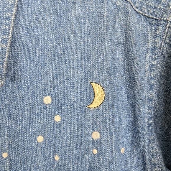 Christopher and Banks Snowman Shirt Women's Size Medium Embroidered Button Up - Picture 6 of 14